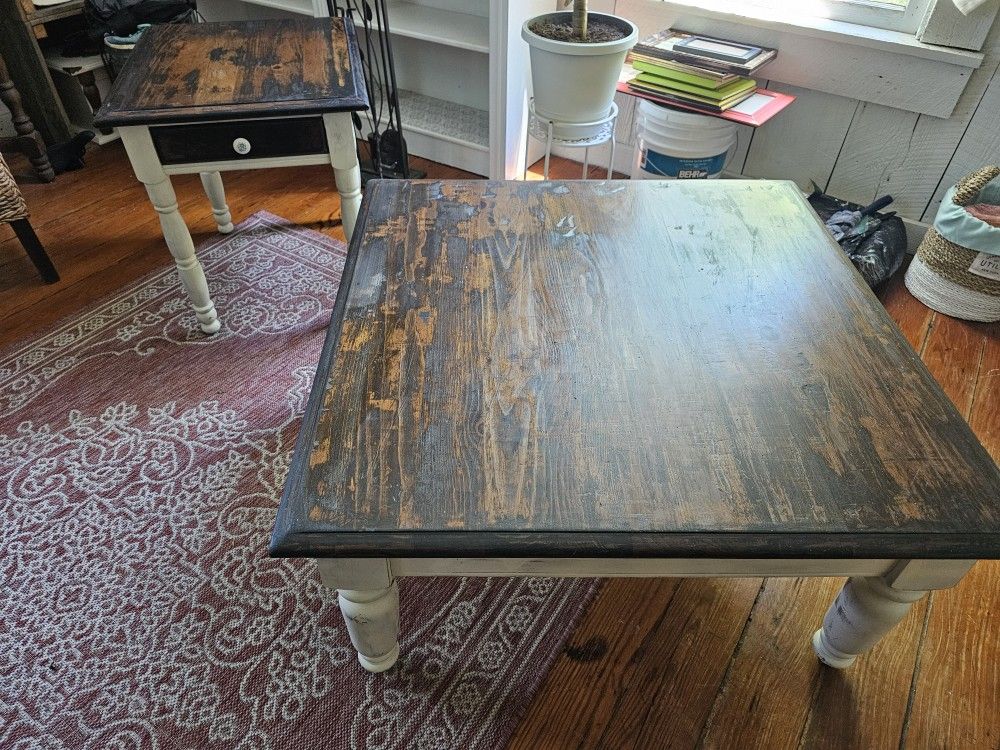 Coffee And Side Table 