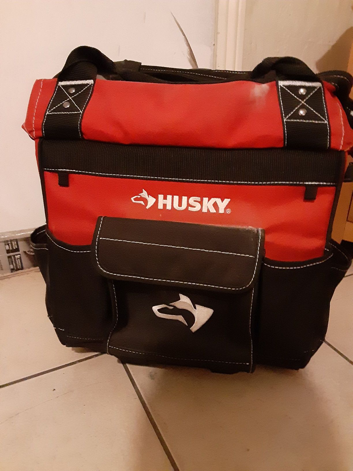 Like new husky Tool bag