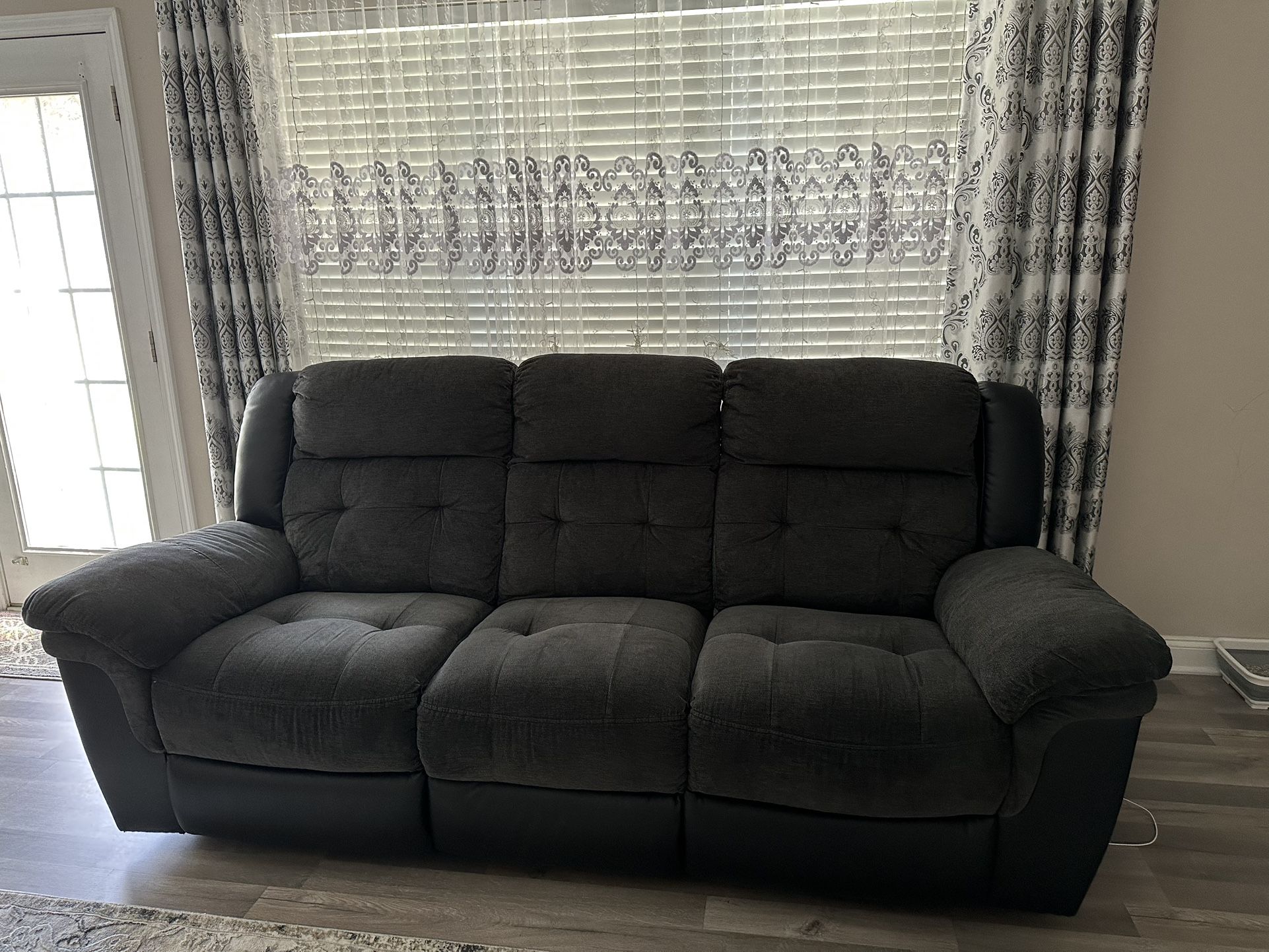 Living room set 2 sofas