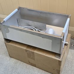 20" x 12" x 8" Automatic Livestock Water, Self Filling Water Tank Animal Drinking Water Bowl