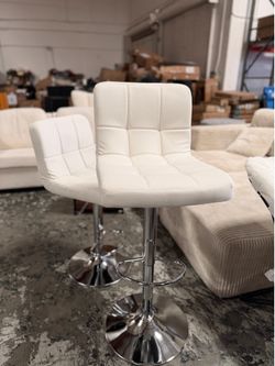 Bar stool
