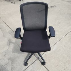 Element c1/c3 task mesh chair