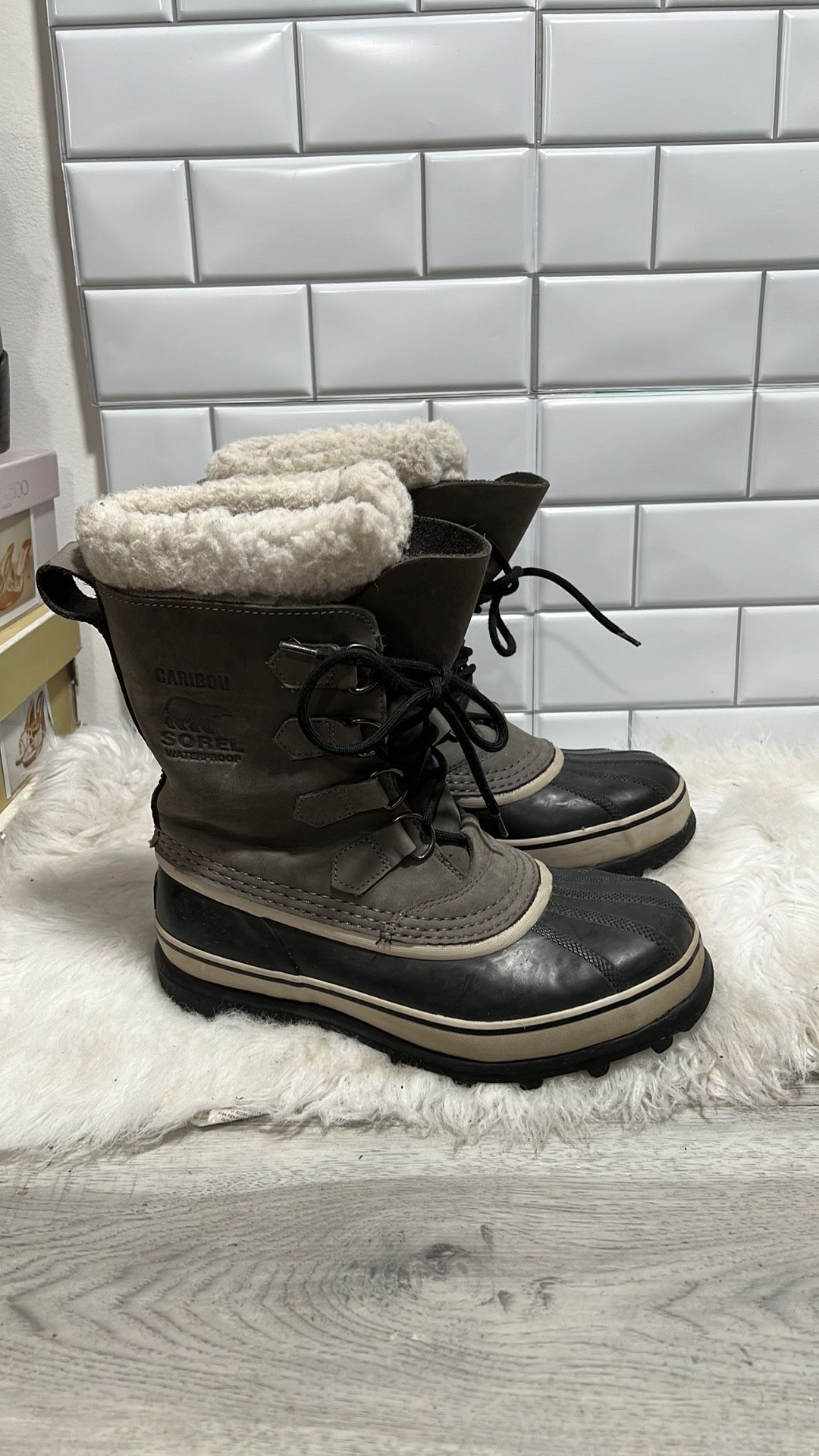 SOREL CARIBOU WOMEN'S WALKING BOOTS Women's 8.5