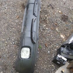 Subaru Forester Front Bumper Assembly ,w Rebar, Fogs 2000 Style 
