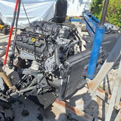 22 Dodge Challenger 5.7 Engine And Transmission