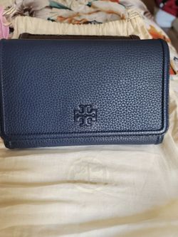 Cross wallet