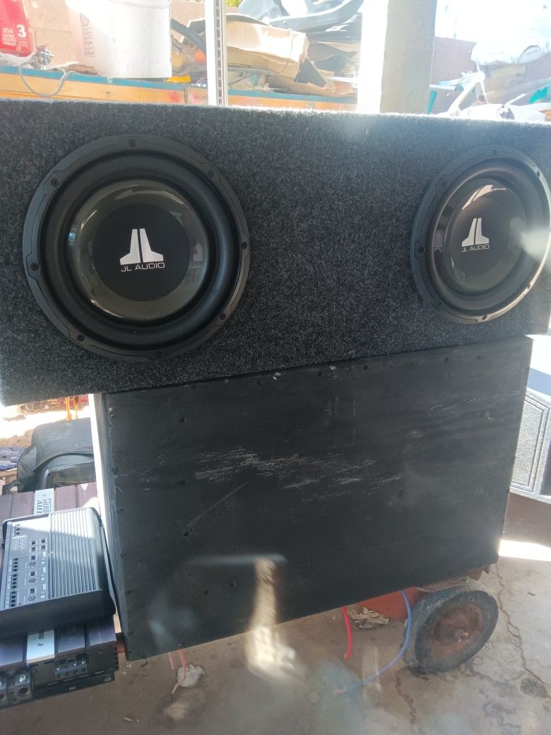 JL Audio 10s