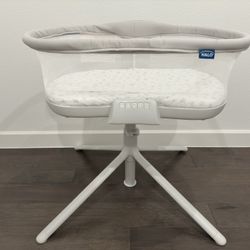 Halo BassiNet Soothing swivel Sleeper 3.0