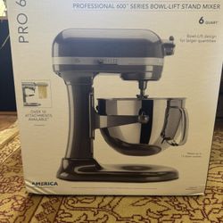 KitchenAid Pro 600 Stand Mixer