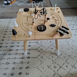 Wonder & Wise Awesome Activity Table