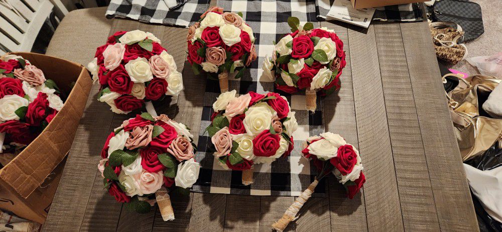Bridemaid Bouquets - Pink, Red, and White. 