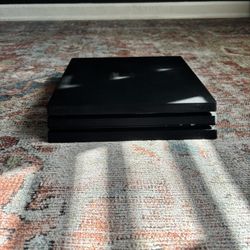 *** SONY PLAYSTATION 4(PS4) Bundle 