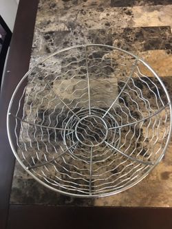 Wire fruit bowl