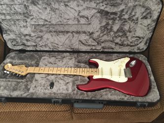 Like-New Fender Stratocaster American Professional