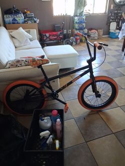24 inch Naruto bmx(lightly used)