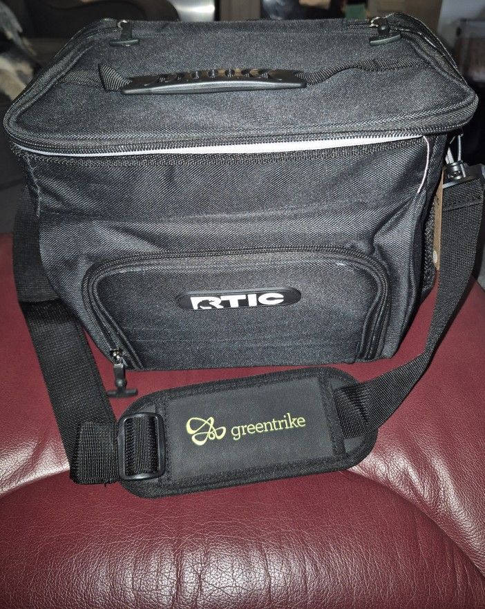 RTIC 15 Can Day Cooler Lunch Bag
