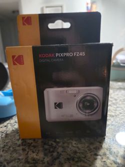 Kodak PIXPRO FZ45 NEW IN BOX