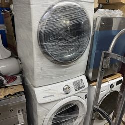 Samsung stackable washer and gas dryer