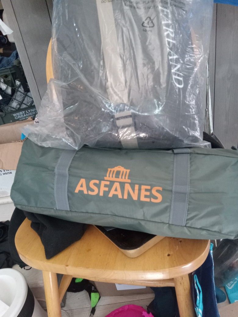 tent and sleeping bag