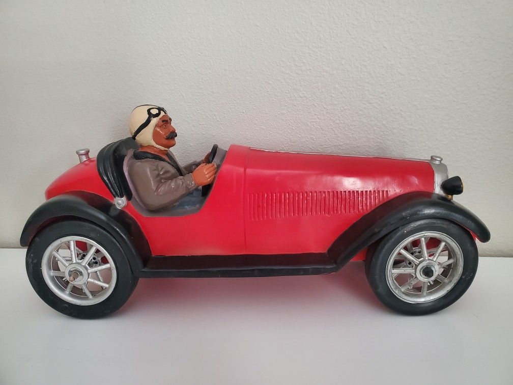 VINTAGE LARGE SCALE BUGATTI RACE CAR WITH DRIVER