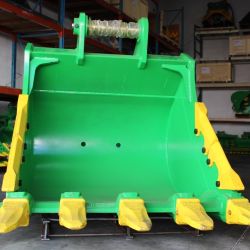 Heavy Duty Rock Bucket 54" inches for Caterpillar CAT330 or Similar Machines. 
