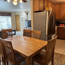 Dinning Table 