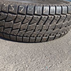 Vendo 1 Llanta Usada 285 70 17