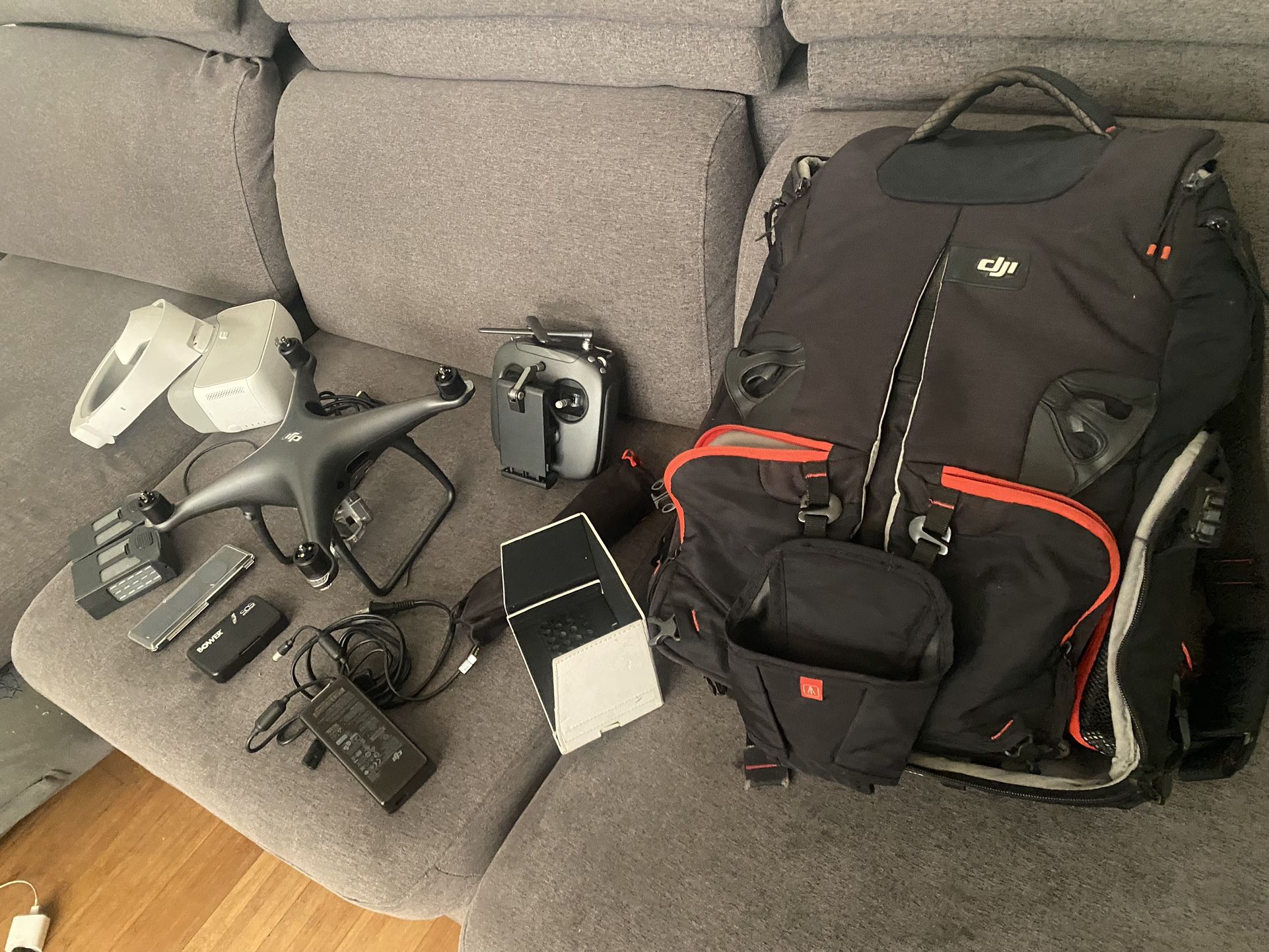 Drone DJI 4 PRO Obsidian (Black) with Goggles