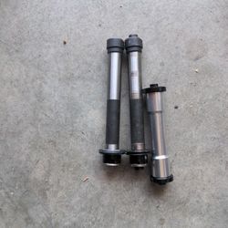 Azonic Outlaw Axles