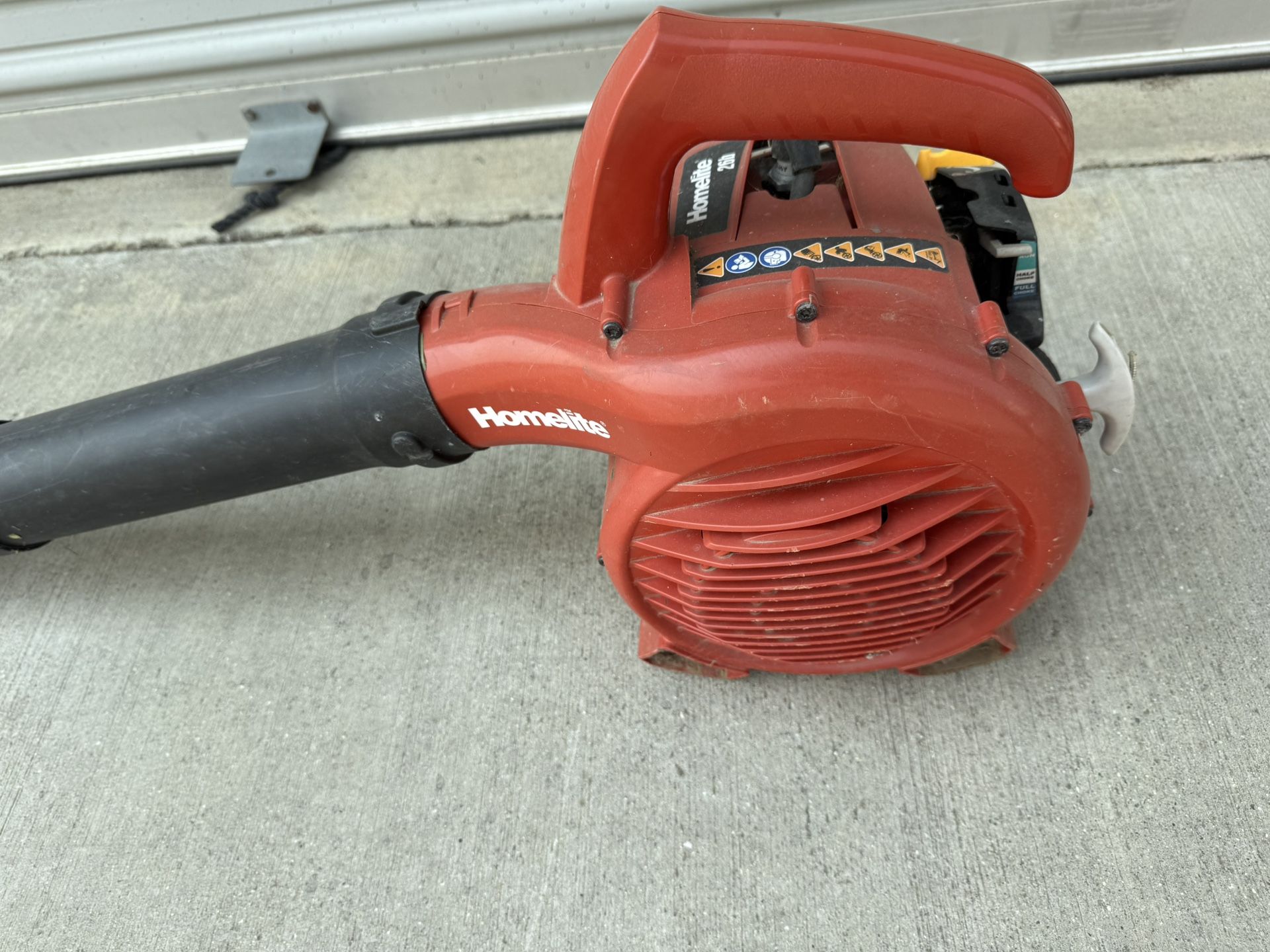 Leaf Blower
