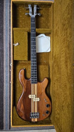 Kramer DMZ 4000 Bass Guitar (Vintage 1979?)