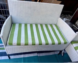 4 Piece Patio Furniture Set includes outdoor rug