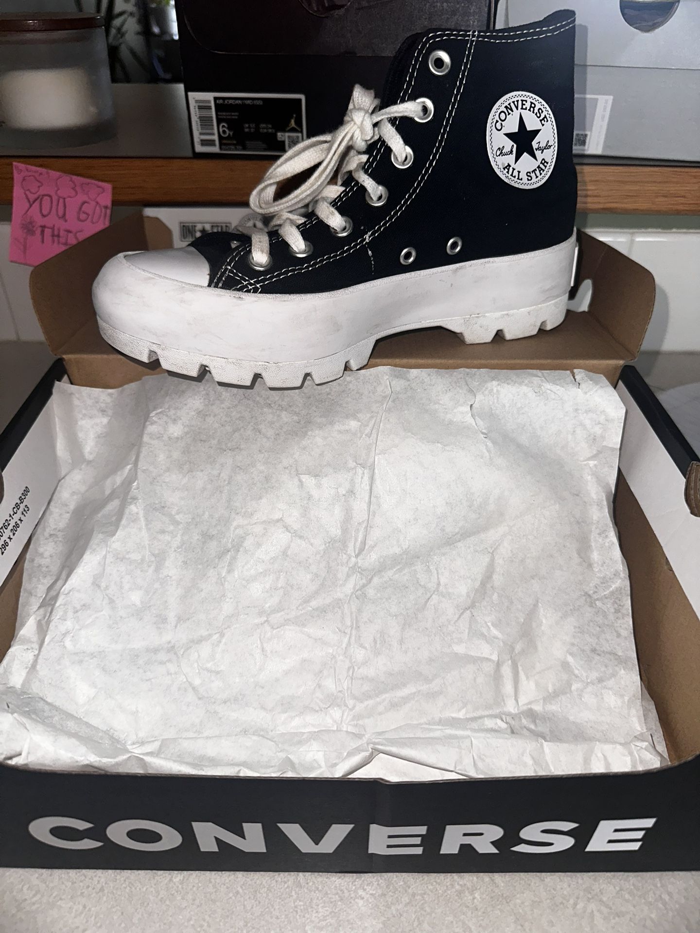 Converse Lugged