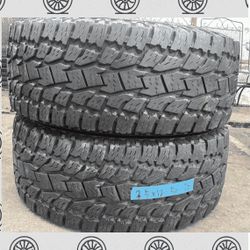 35 X 12.50 R17 Toyo Open Country Set of 2 Used Very Clean Condition
