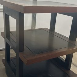 Pier 1 Imports 3tier Table