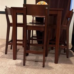 High Top Bar / Dining table & Chairs 