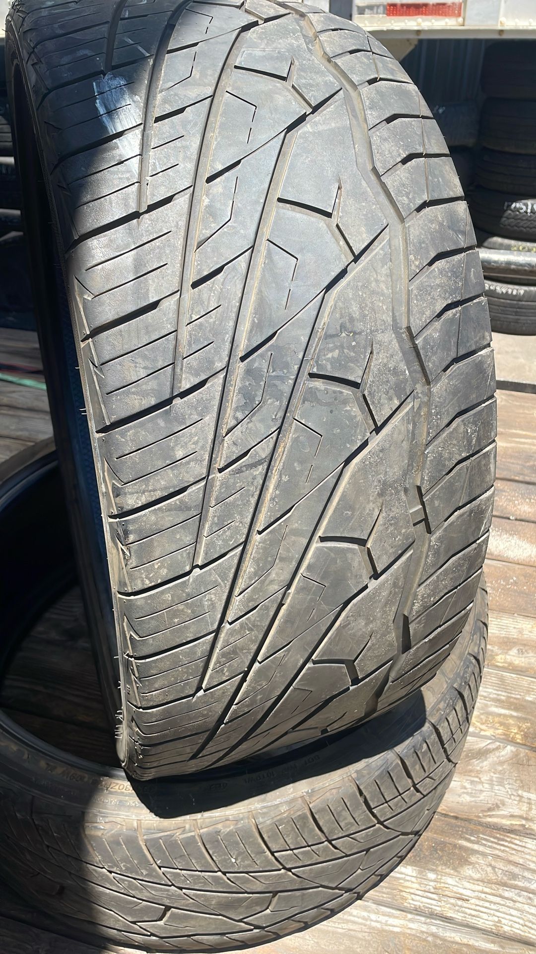 3053026 Tires