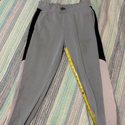 Nike Air Sweatpants Women’s Size Medium Swoosh Relaxed Joggers Pants