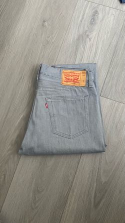 Grey Levi’s 501