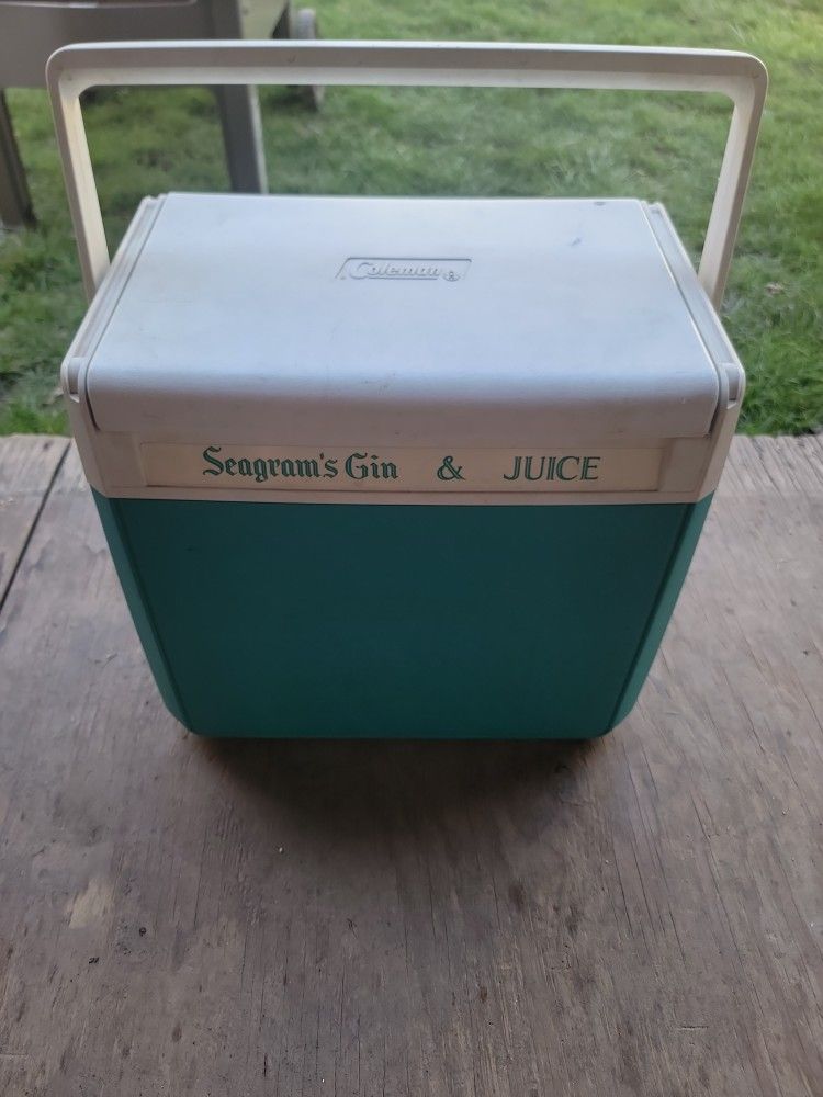 Vintage Seagrams Coleman Gin And Juice Cooler