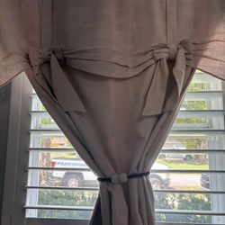 Linen Vance Bow Curtains 