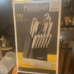 Pfaltgraff 15 pc stainless steel cutlery set
