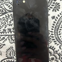 Selling my iPhone 7 for 135$ it works good just don’t want it anymore