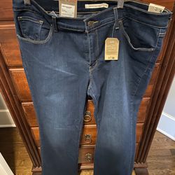 Levi’s Women’s Bootcut K And (new with tags)