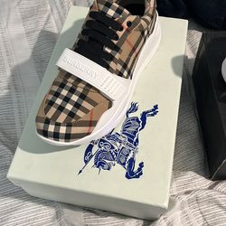 Burberry shoes