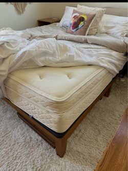 Select Comfort’s Sleep Number Queen air bed