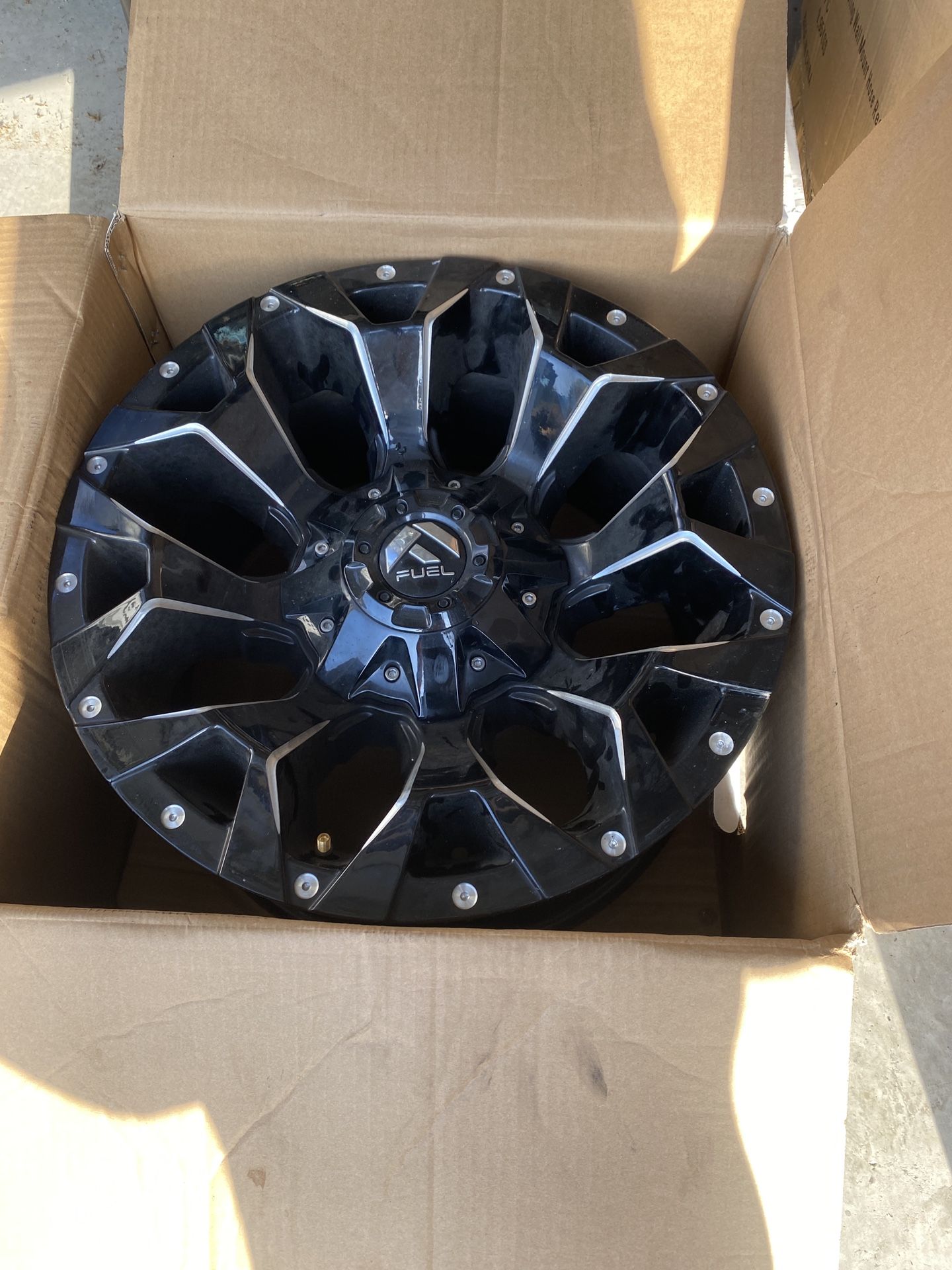 5 RIMS (FUEL ASSAULT) for Sale in La Feria, TX OfferUp