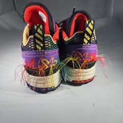 Adidas Multicolor Sneakers w/ Zipper Pocket – Men’s Size 5 🔥