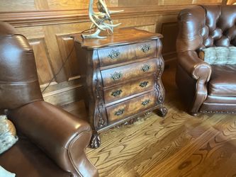 Bombe Walnut Four Drawer Chest