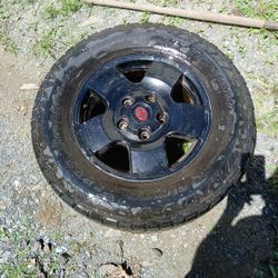 Set of 2   OEM rims from Toyota Tundra 